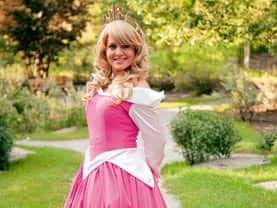 Happy to entertain in Airdrie and Strathmore, the Sleeping Princess loves to wear pink or blue depending on what her fairy godmothers can agree on